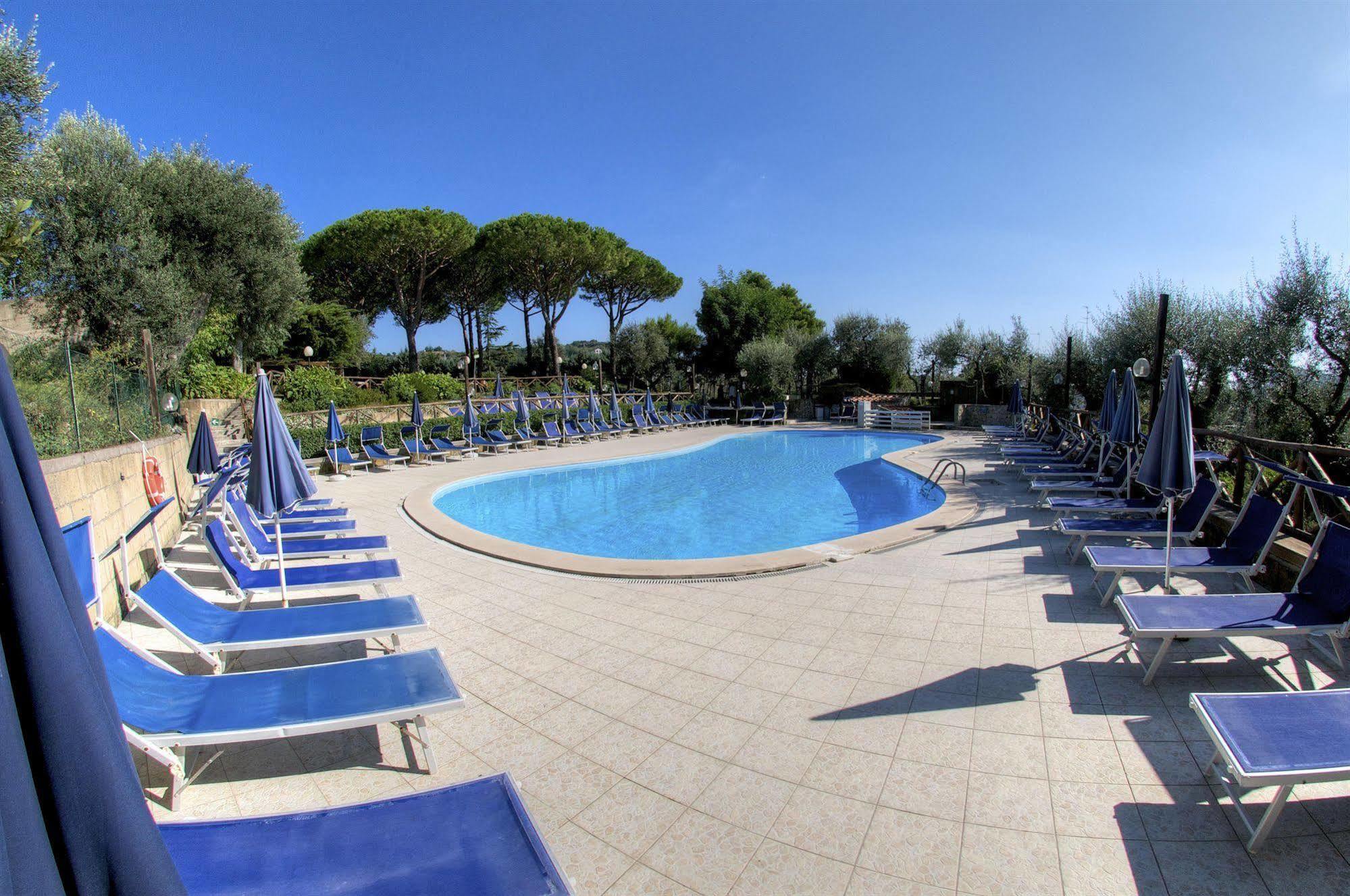 Freedom Holiday Residence Massa Lubrense Exterior foto